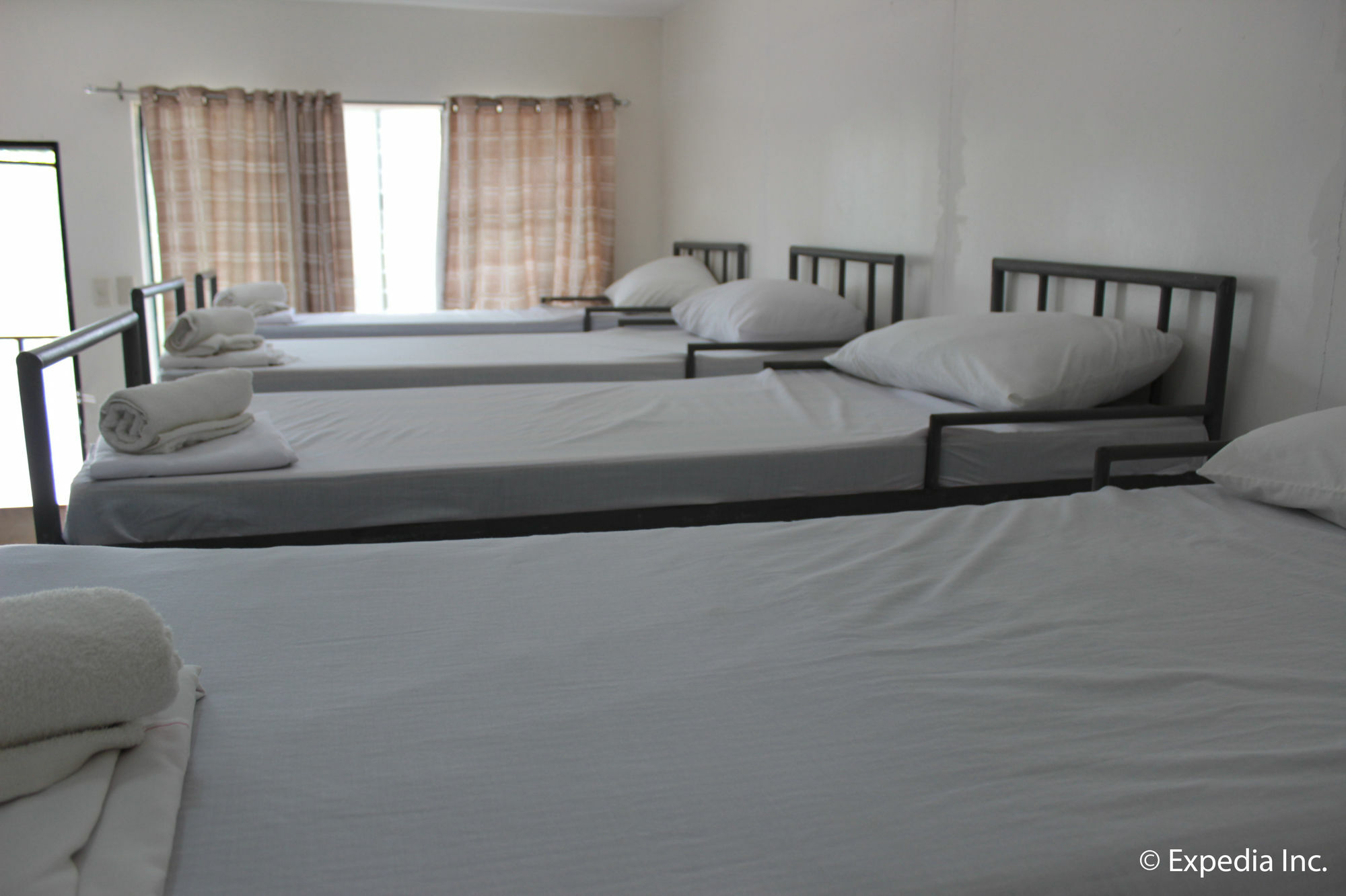 Reddoorz Plus Near Vigan Convention Center Exterior foto