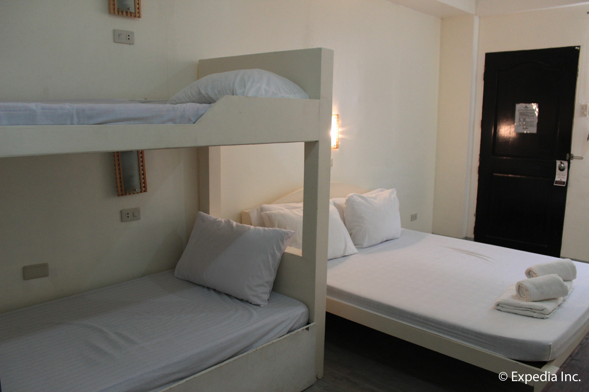 Reddoorz Plus Near Vigan Convention Center Exterior foto